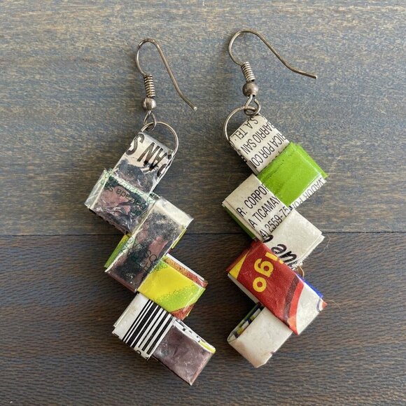 Handmade Jewelry - Funky Vintage Braided Paper Gum Origami Wrapper Dangle Earrings (D6)